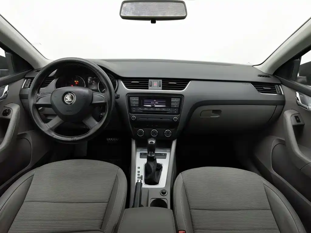 Skoda Octavia — миниатюра 5