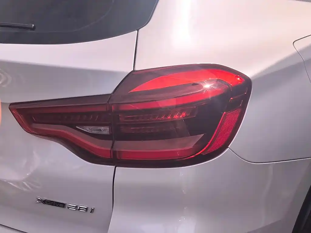 BMW X3 — миниатюра 8