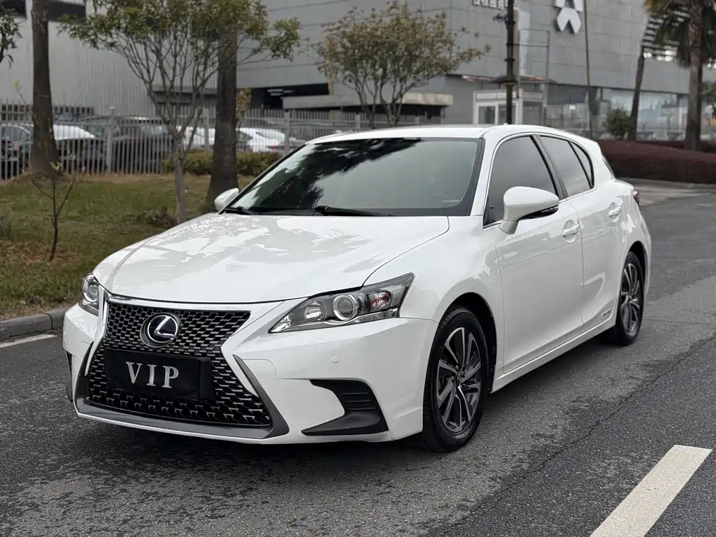 LEXUS CT