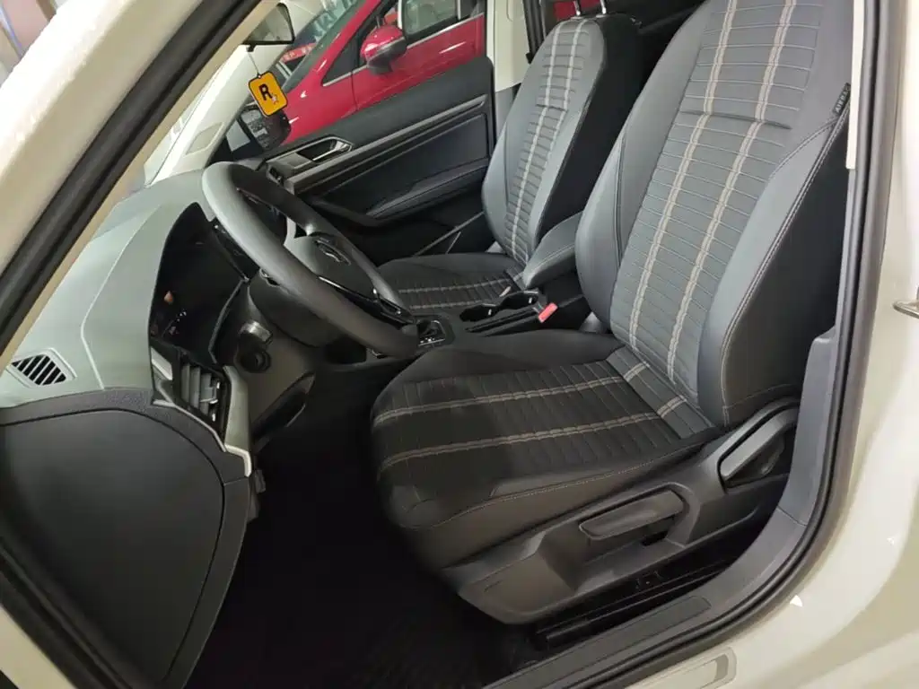 Volkswagen Lavida — миниатюра 15