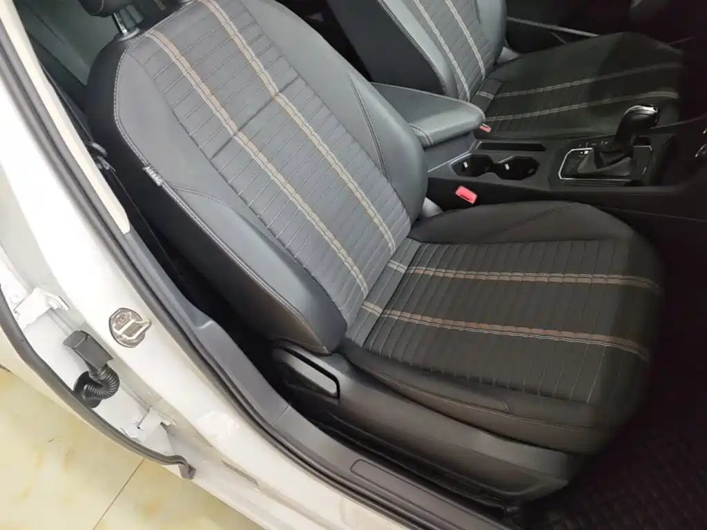 Volkswagen Lavida — миниатюра 25