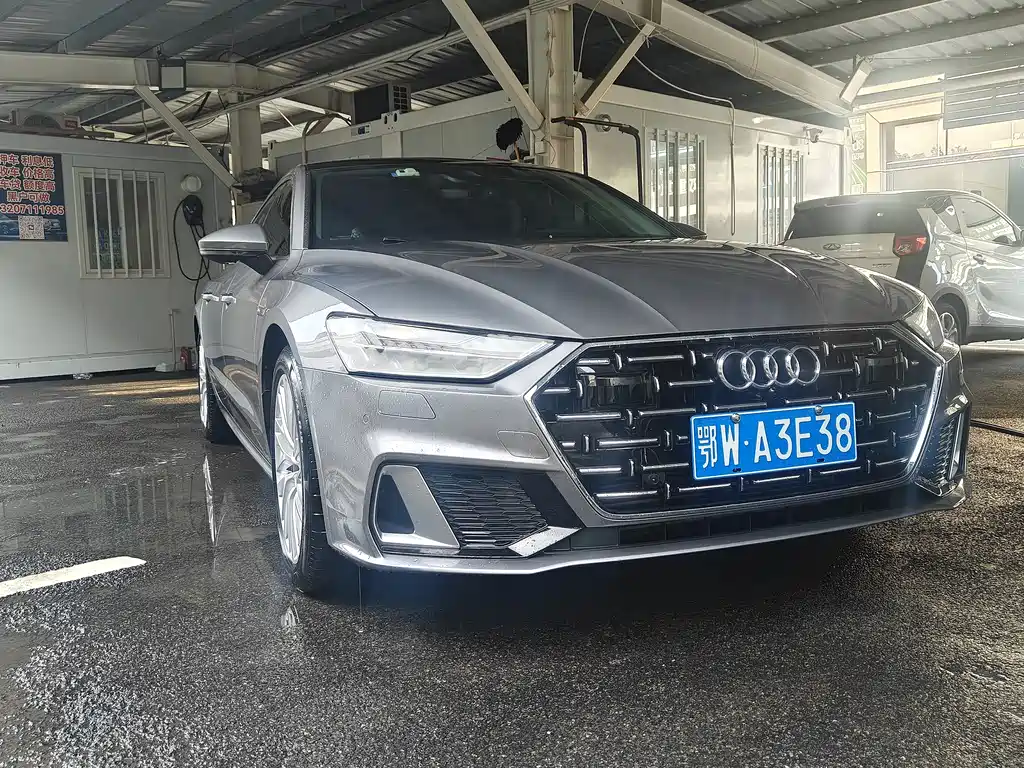 Audi A7L 2022 45 TFSI S-line Build Dream Type Flow Crystal Package