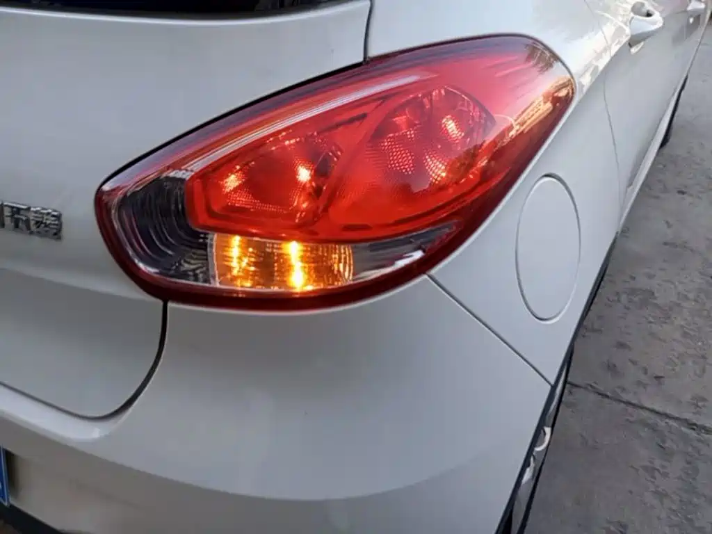 Baojun 310 — миниатюра 8