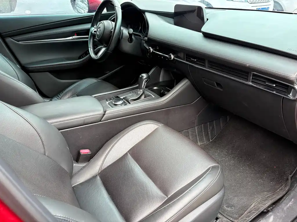 Mazda 3 Axela — миниатюра 9
