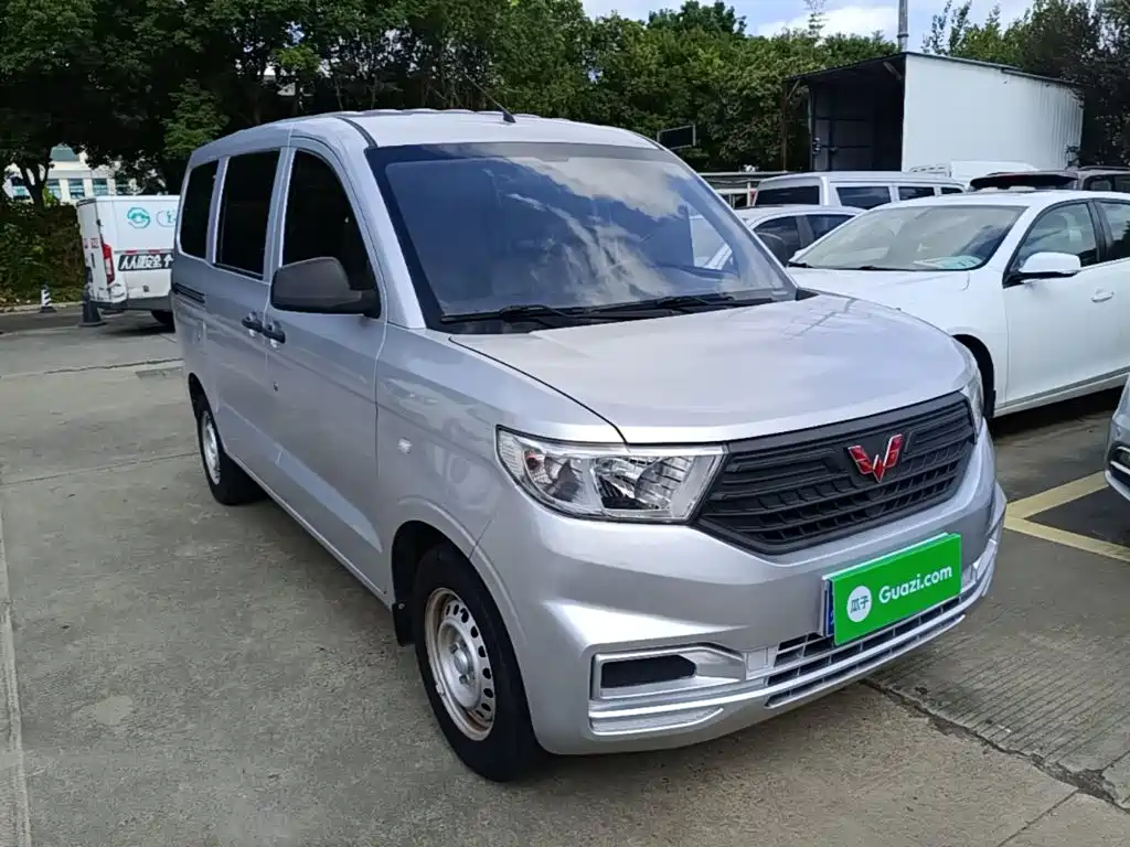 Wuling Hongguang V 2021 — фото 3