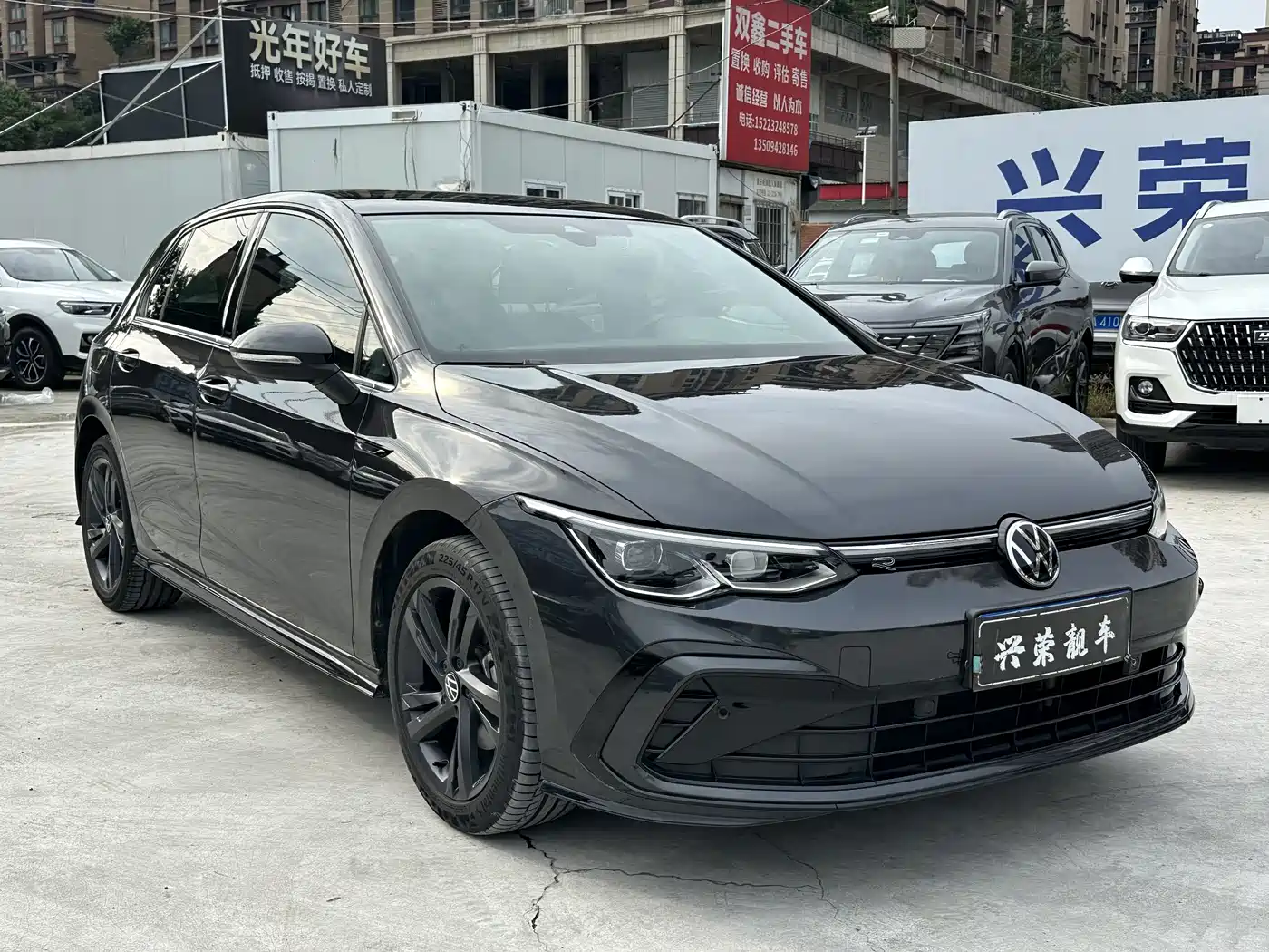 Volkswagen Golf 2022 Silver/gray из Китая, фото 4