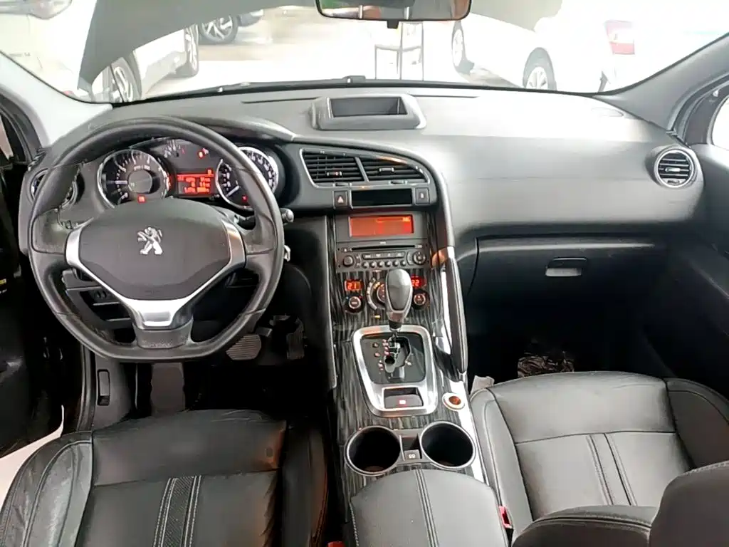 Peugeot 3008 — миниатюра 10