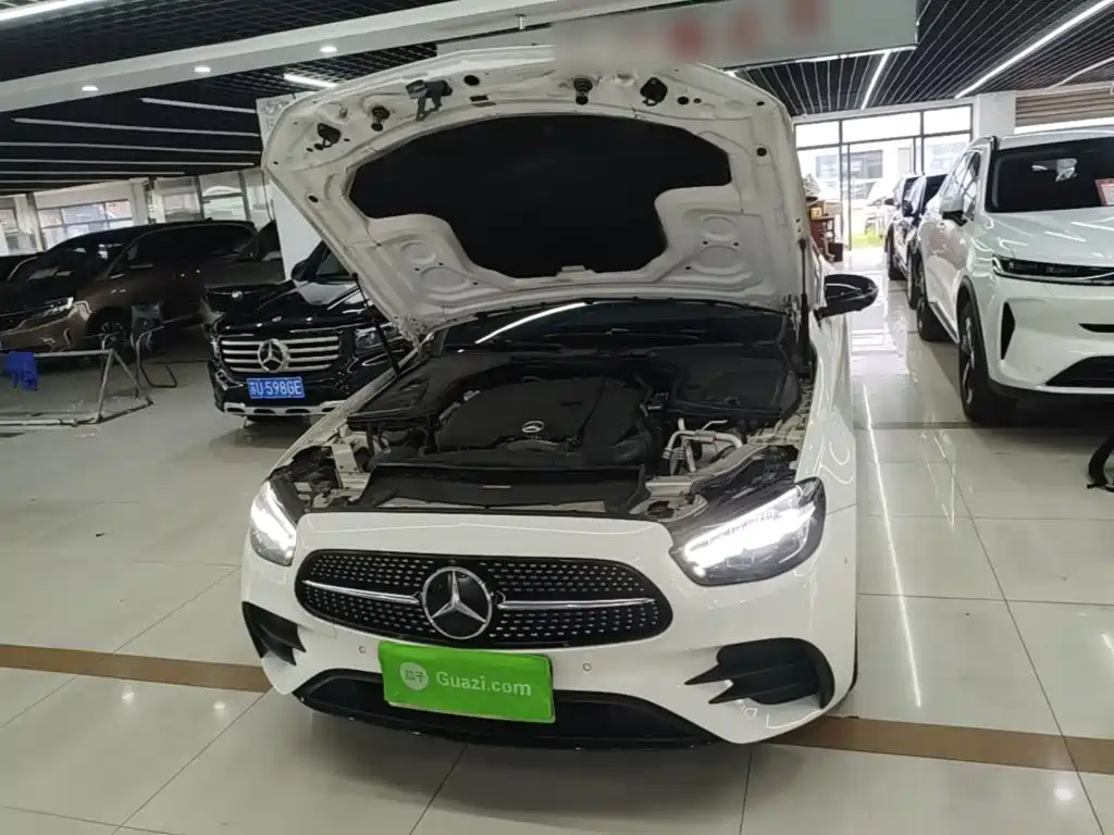 Mercedes-Benz E-Class (Import) — миниатюра 20