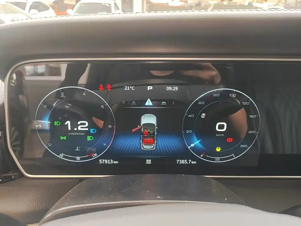Hongqi Hongqi HS5 — миниатюра 12