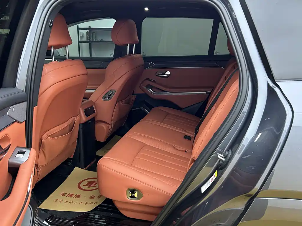 BYD Tang L L 2025 EV 670KM Flagship