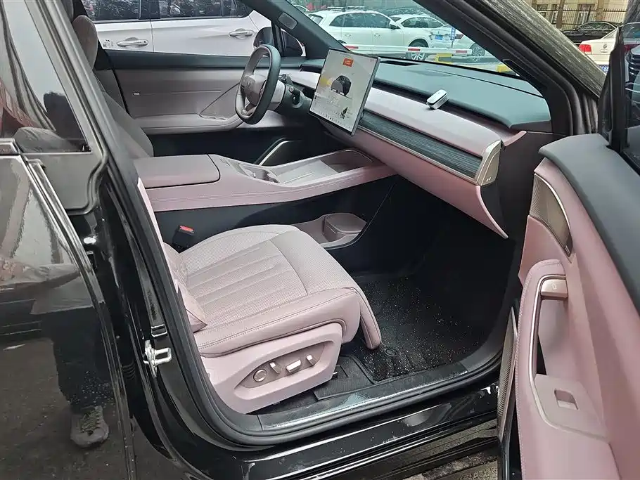 Onvo L60 2024 60kWh