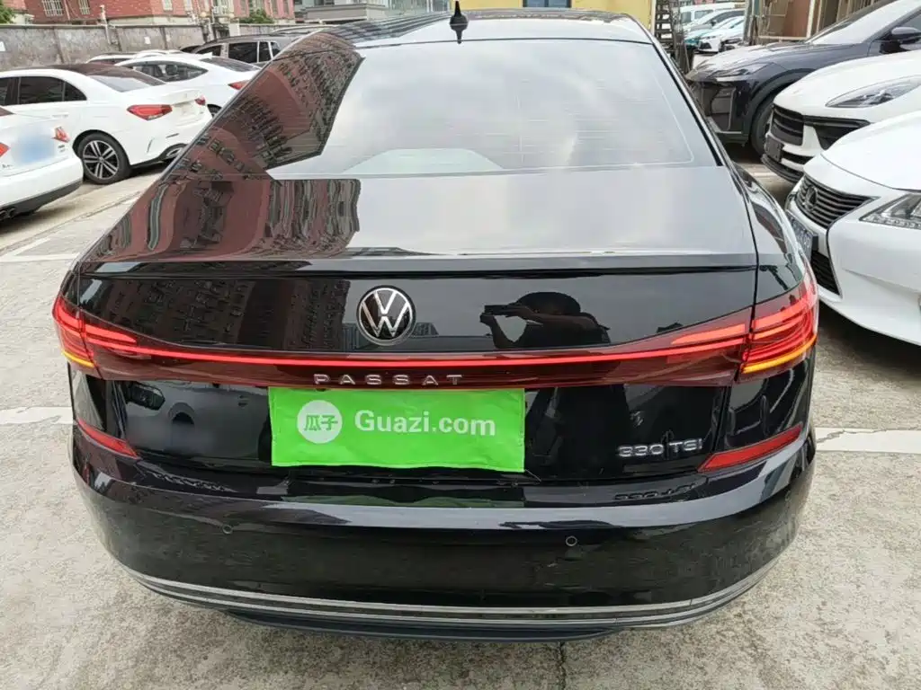 Volkswagen Passat 2023 330TSI Elite