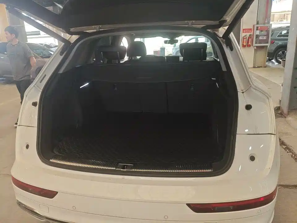 Audi Q5L 2020 45 TFSI Premium Fashion