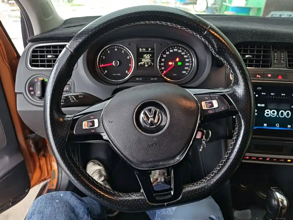 Volkswagen Polo — миниатюра 11