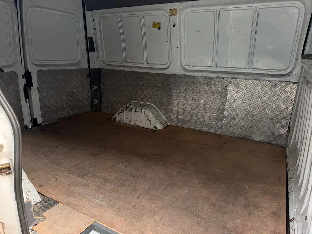 Ford Transit Classic — миниатюра 13