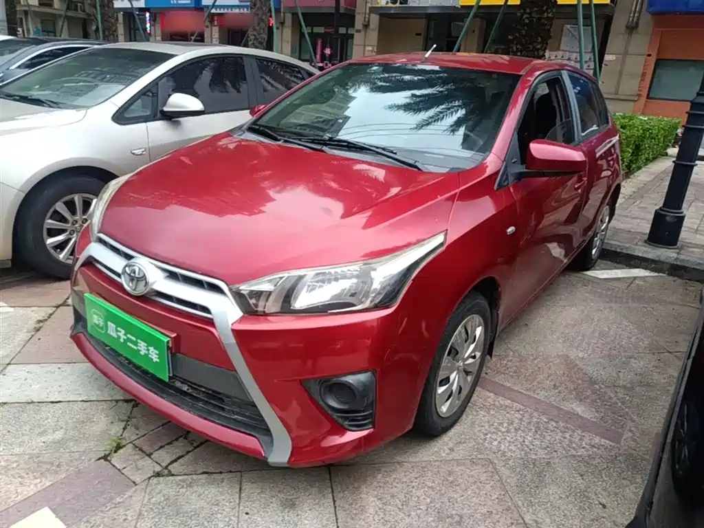 Купить Toyota Yaris L