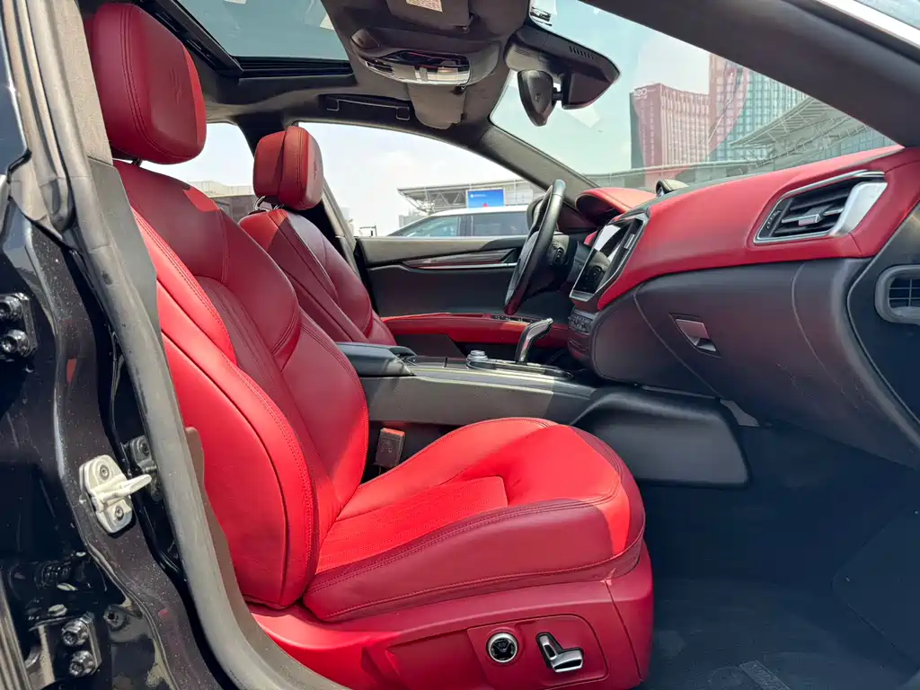Maserati Ghibli 2022 2.0T GT