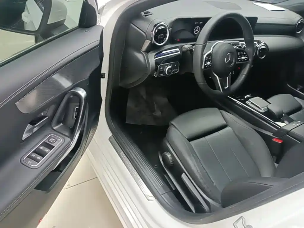 Mercedes-Benz A-Class — миниатюра 16
