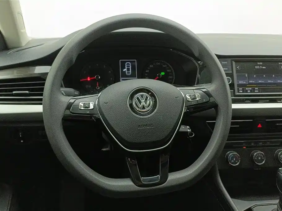 Volkswagen Lavida — фотографии объявления, Фото 15