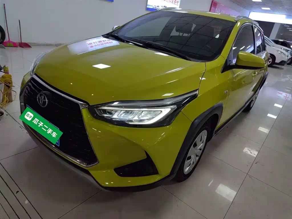 Toyota Yaris L 2021