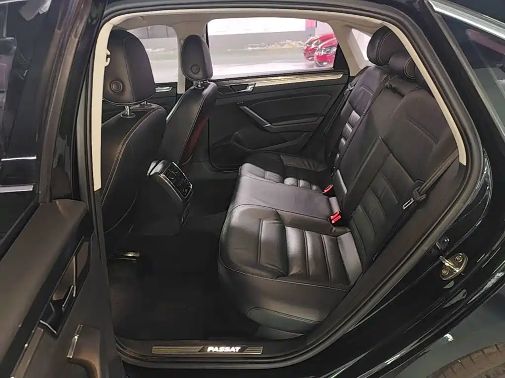 Volkswagen Passat — миниатюра 17