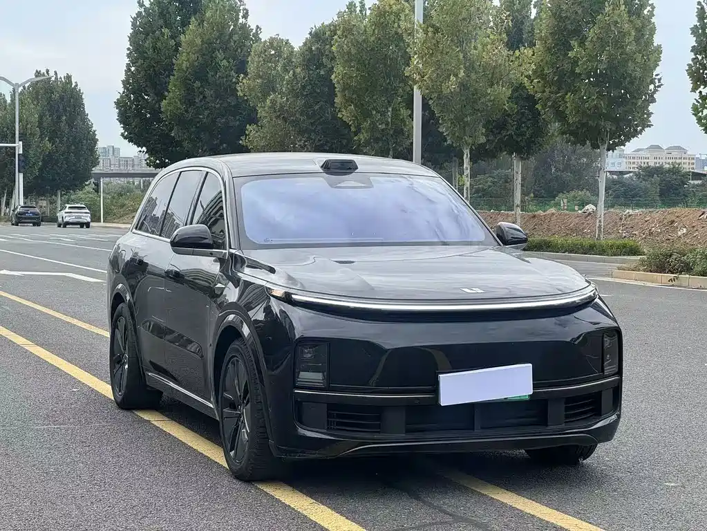 Li Auto Li L8 — миниатюра 3