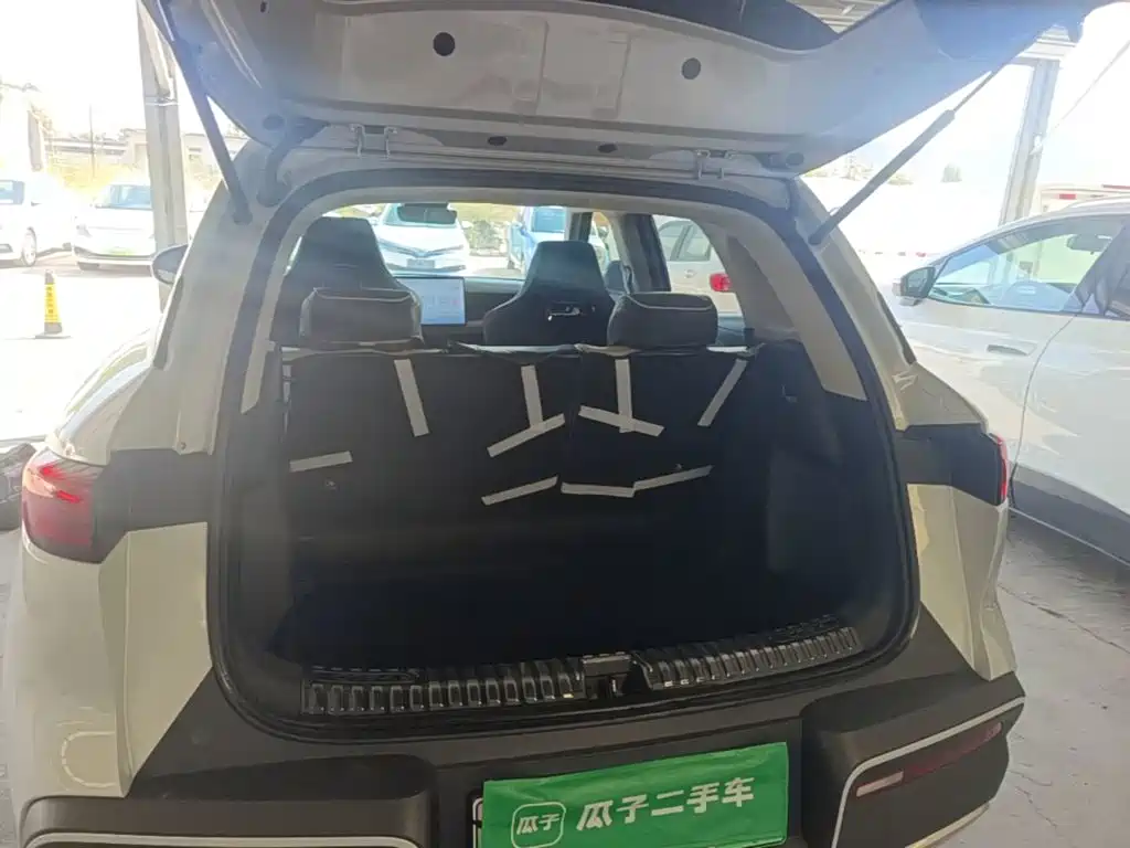 BYD Yuan UP — миниатюра 19