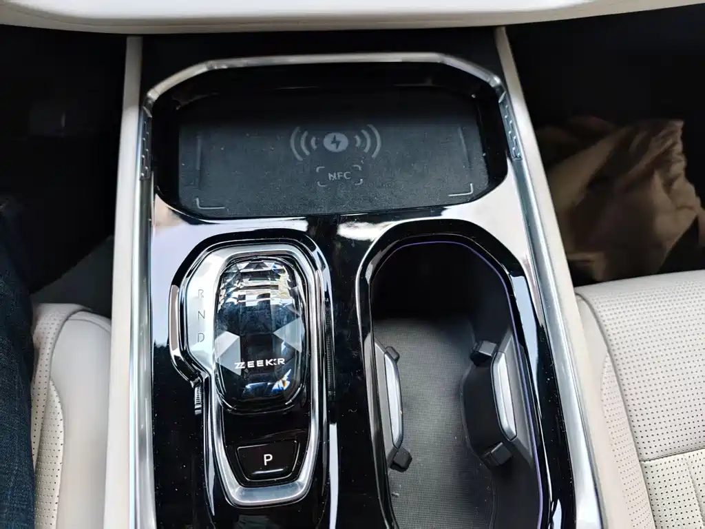 ZEEKR EXTREME KRYPTON 009