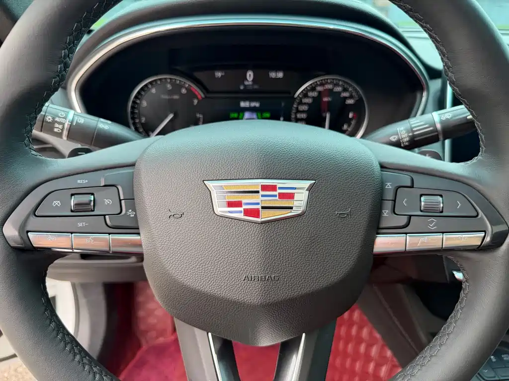 Cadillac CT5 — миниатюра 12