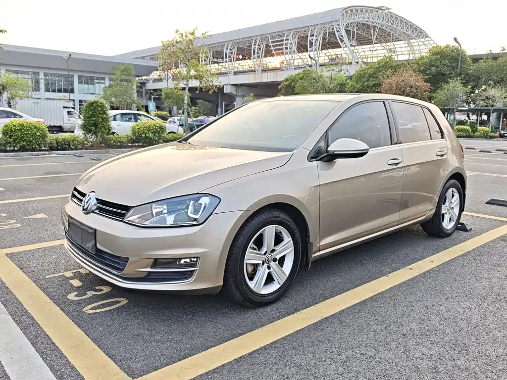 Volkswagen Golf 2014