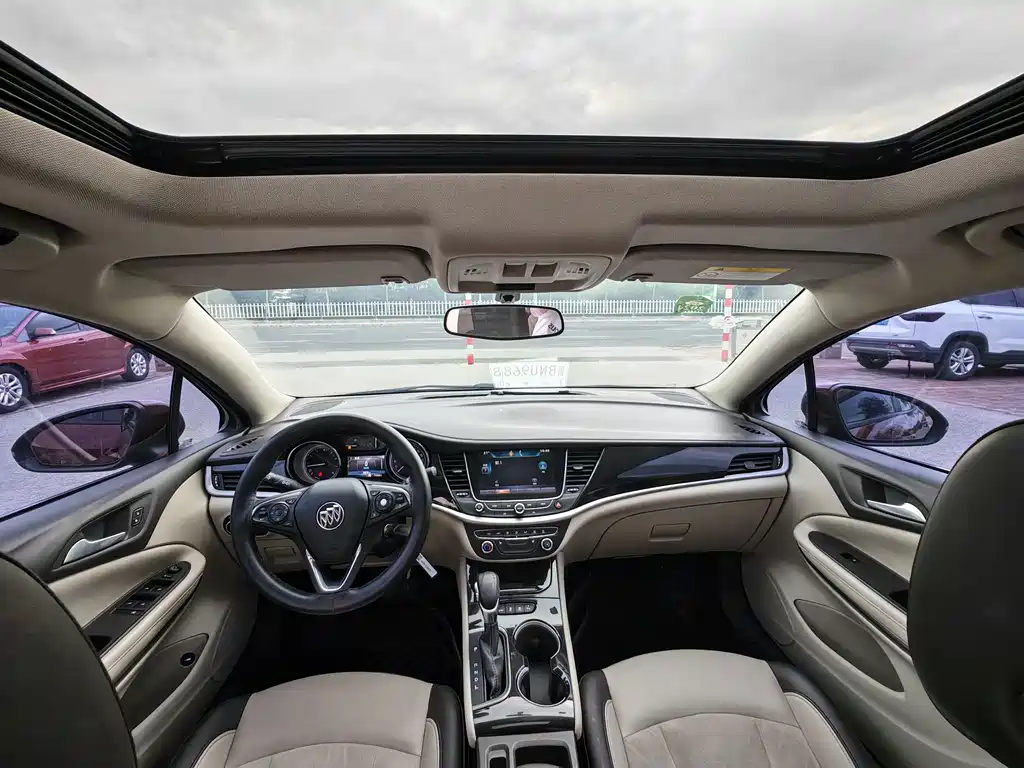 Buick Verano — миниатюра 8