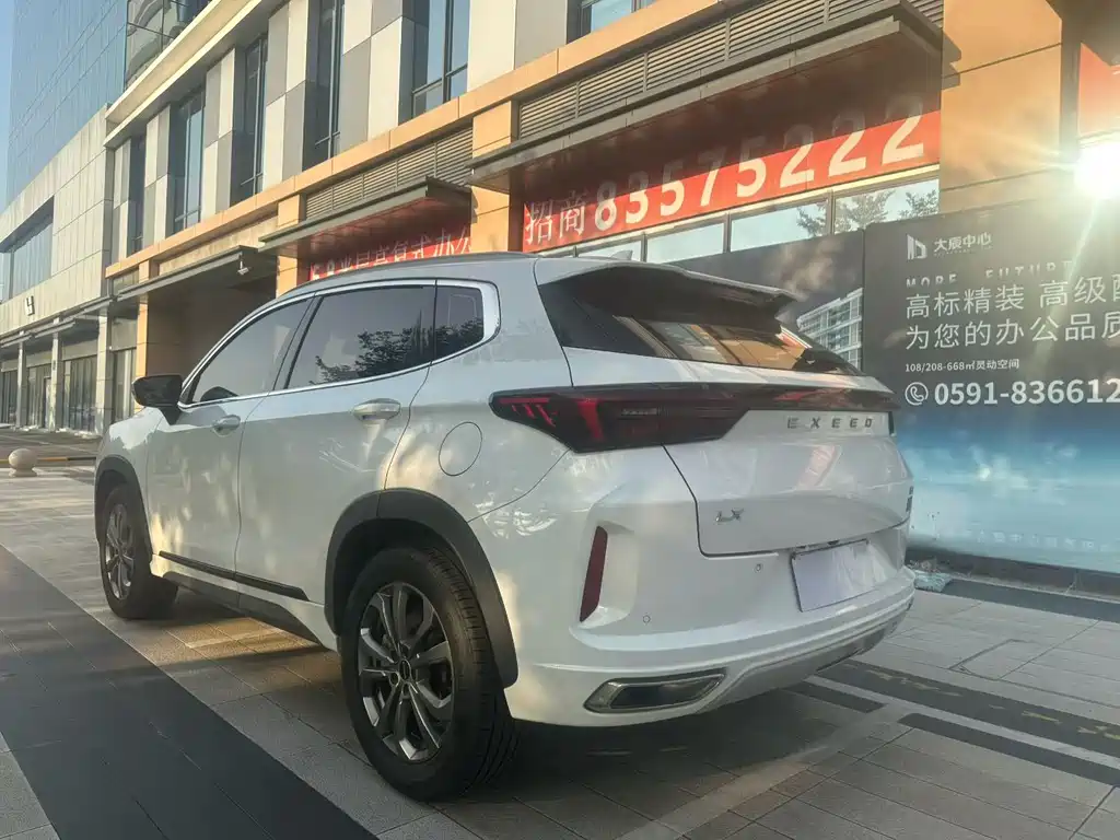 Exeed Zhaofeng — миниатюра 7
