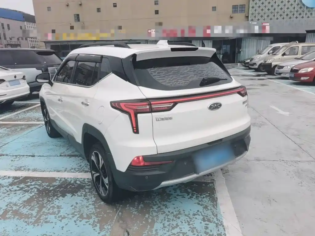 JAC X4 — миниатюра 5