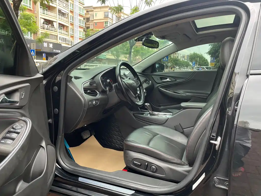 Chevrolet Malibu XL — миниатюра 8