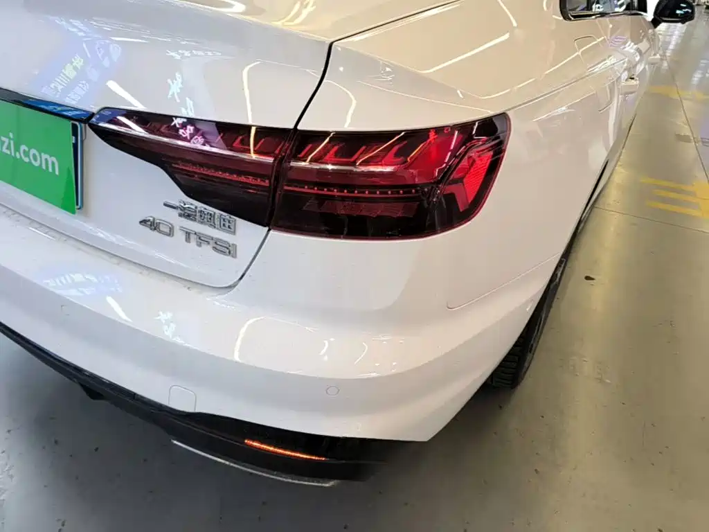 Audi A4L — миниатюра 8