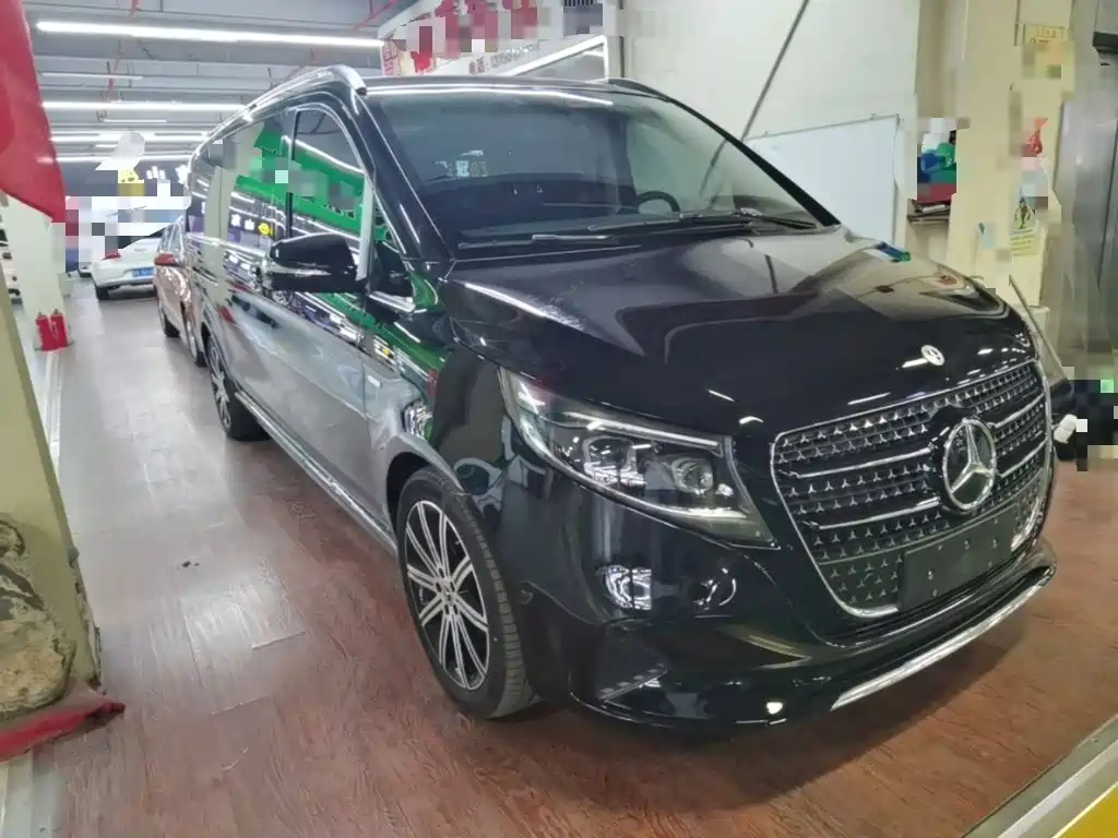 Mercedes-Benz V-Class — миниатюра 4