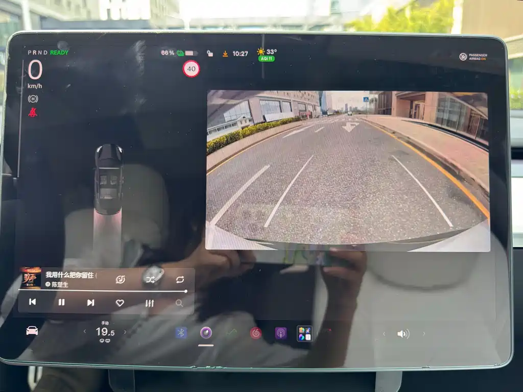 Tesla Model 3 — миниатюра 11