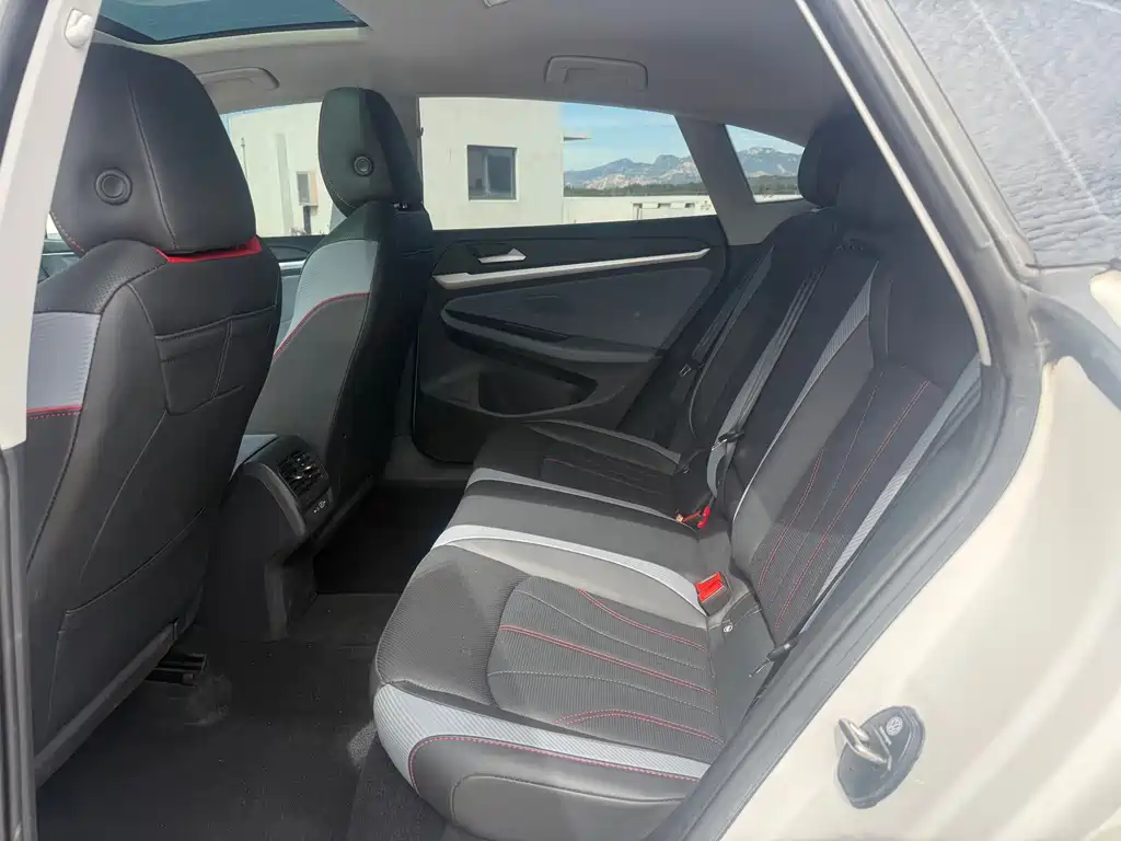 Volkswagen Lamando — миниатюра 6
