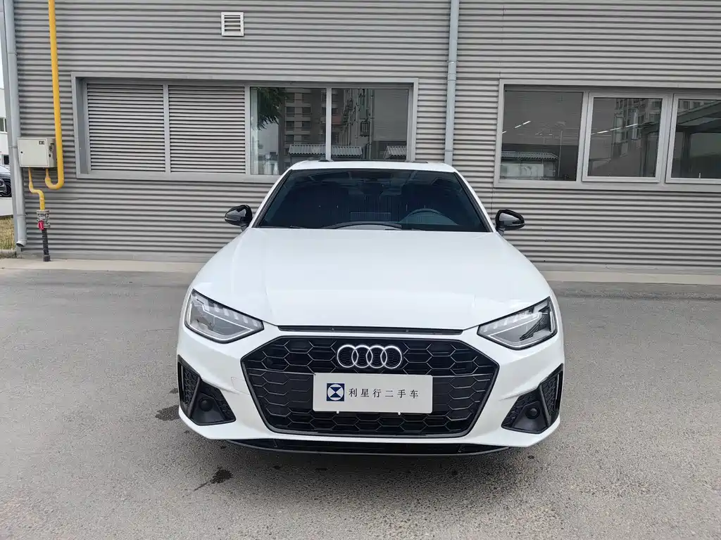 Audi A4L 2024 40 TFSI Luxury