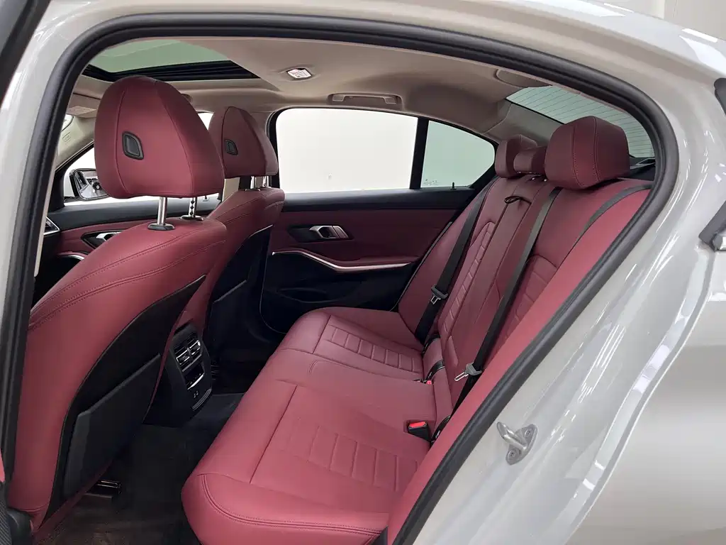 BMW 3 Series — миниатюра 6
