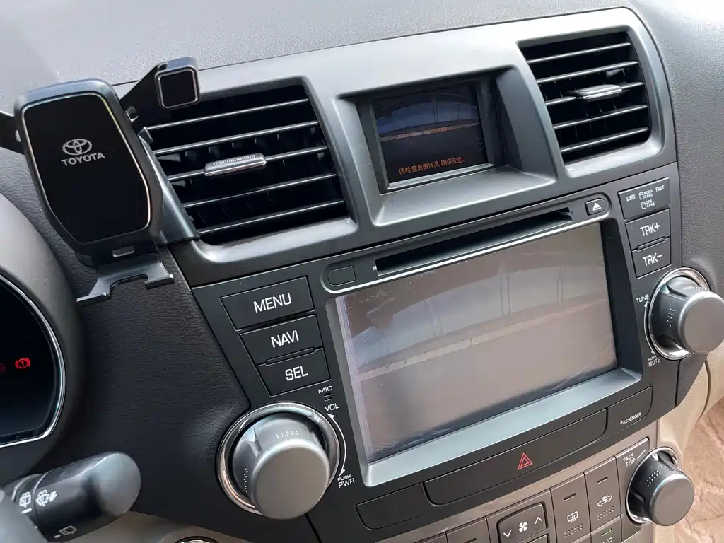 Toyota Highlander — миниатюра 16