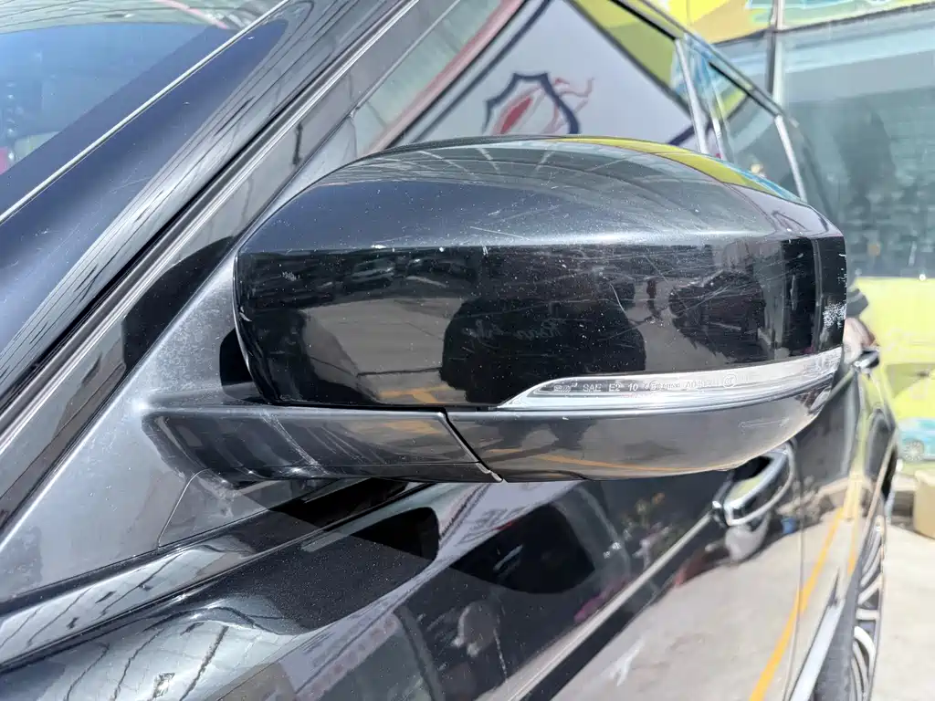 Land Rover Range Rover — миниатюра 6