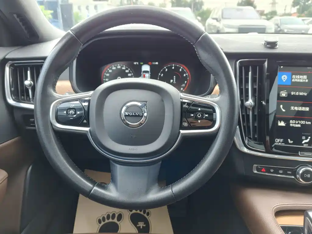 Volvo S90 — миниатюра 13