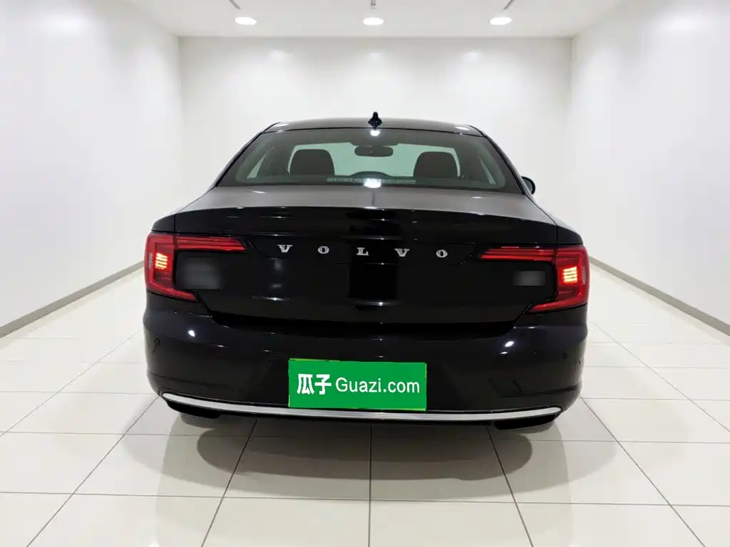 Volvo S90 — миниатюра 5
