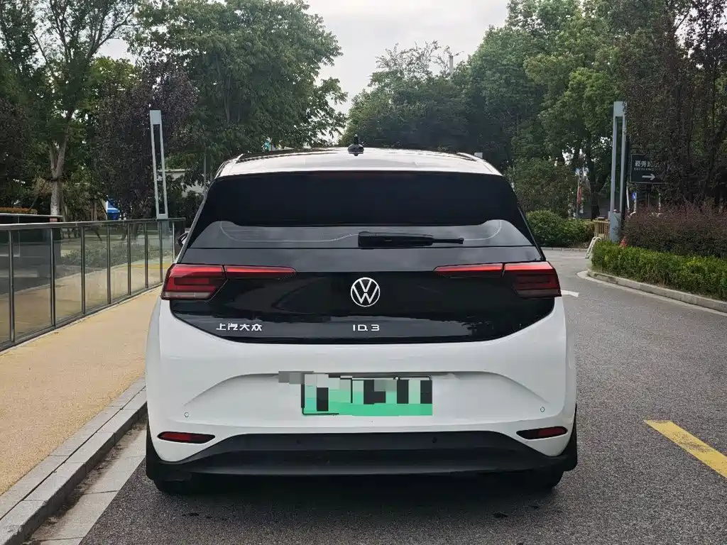 Volkswagen ID.3 — миниатюра 5