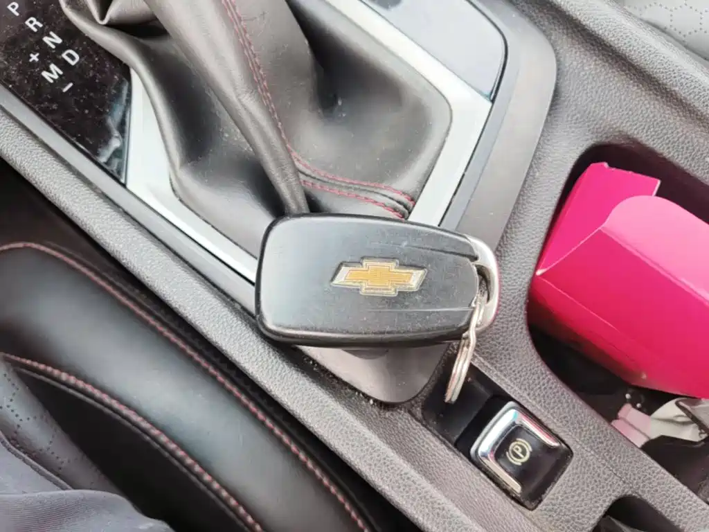 Chevrolet Volando — миниатюра 9