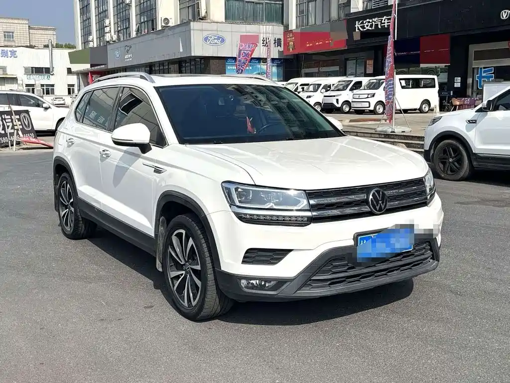 Volkswagen Tharu — миниатюра 5