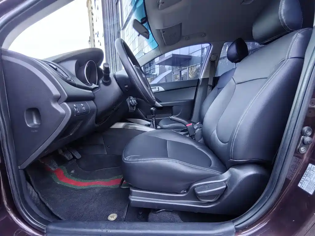 Kia Forte — миниатюра 7