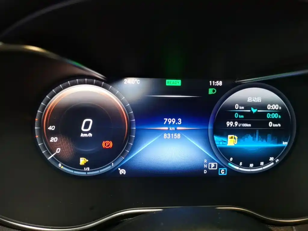 Mercedes-Benz C-Class — миниатюра 12