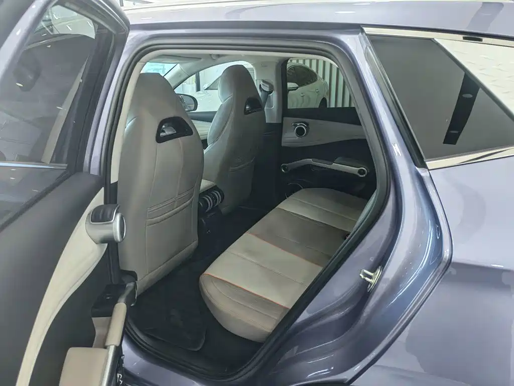 BYD Yuan Plus — миниатюра 20